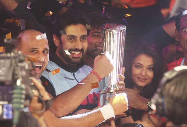 कबड्डी के सरताज बने ‘जयपुर पिंक पैंथर्स’