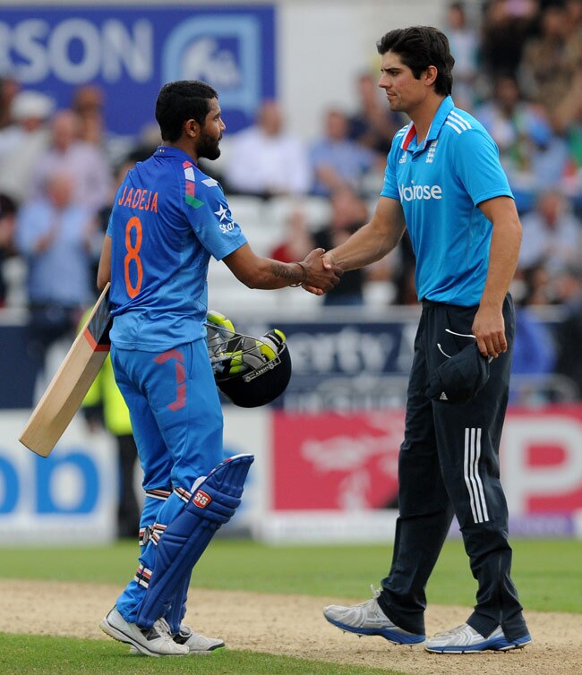 सीरीज जीत शैंपेन में नहाई टीम इंडिया....