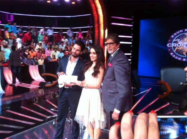 KBC में श्रद्धा और शाहिद ने बढ़ाई 'हॉट सीट' की गरमाहट