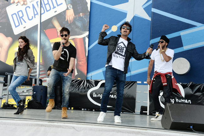 टोरंटो में कटरीना कैफ की बहन के साथ थिरके सलमान