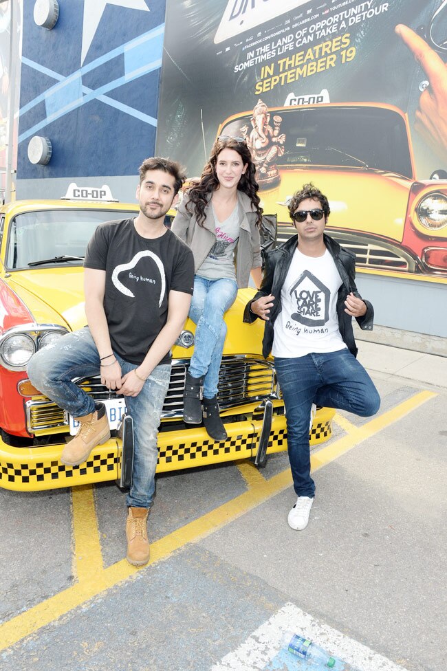 टोरंटो में कटरीना कैफ की बहन के साथ थिरके सलमान