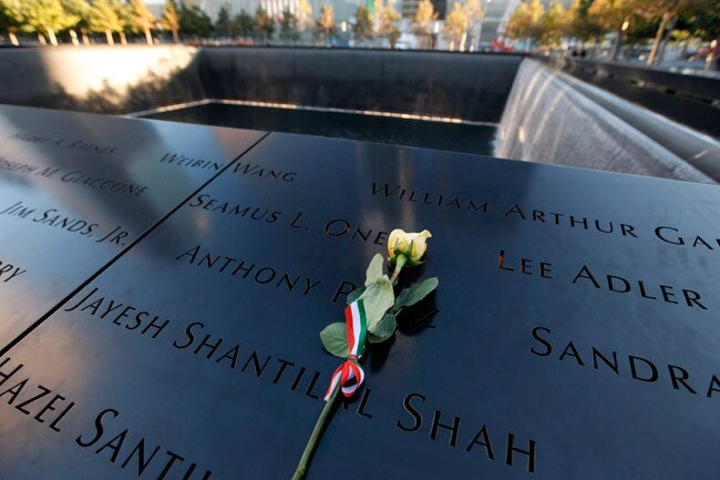 नरेंद्र मोदी ने 9/11 में मारे गए लोगों को श्रद्धांजलि दी