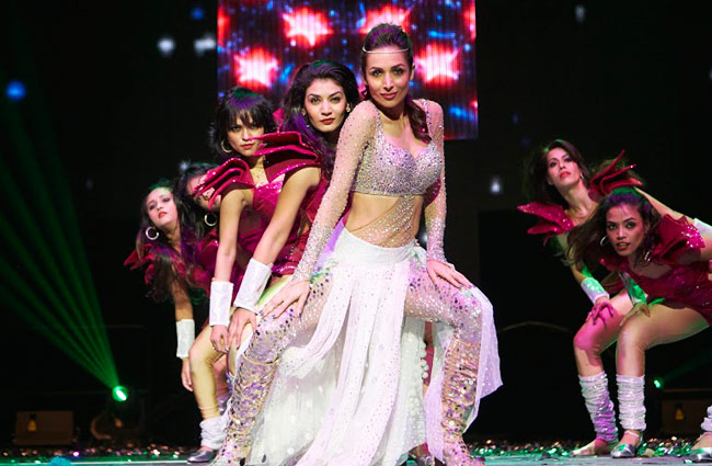 'स्लैम' में जमकर थिरके 'हैप्पी न्यू ईयर' के सितारे