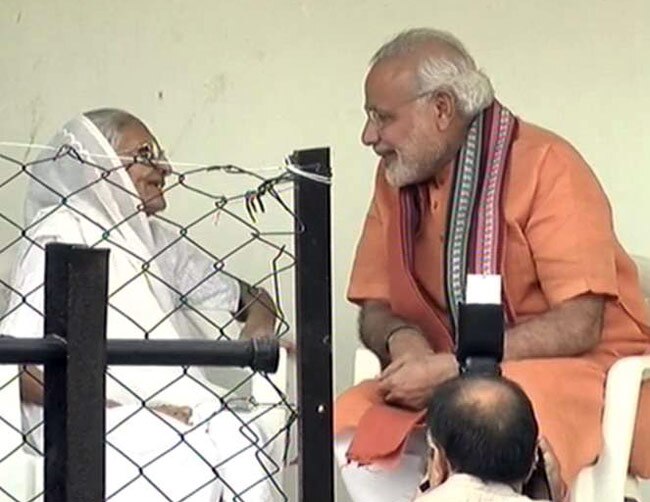 जन्मदिन पर मोदी ने लिया मां का आशीर्वाद
