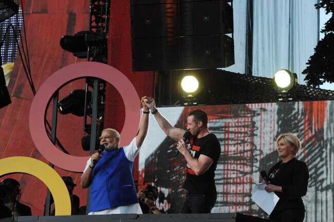 अमेरिका में PM मोदी ने दुनिया को दिया शांति का सबक