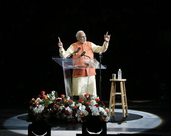 मोदीमय हुआ न्यूयॉर्क का मैडिसन स्क्वॉयर गार्डन