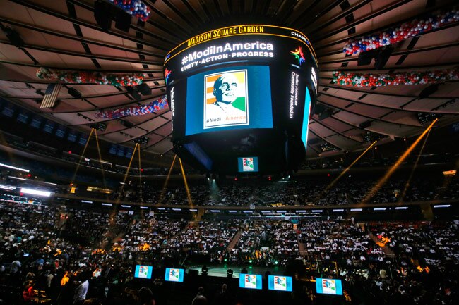 मोदीमय हुआ न्यूयॉर्क का मैडिसन स्क्वॉयर गार्डन