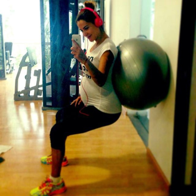 खूबसूरत 'विलेन' निनेल को Happy Birthday