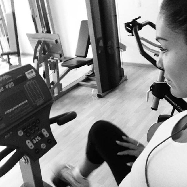 खूबसूरत 'विलेन' निनेल को Happy Birthday