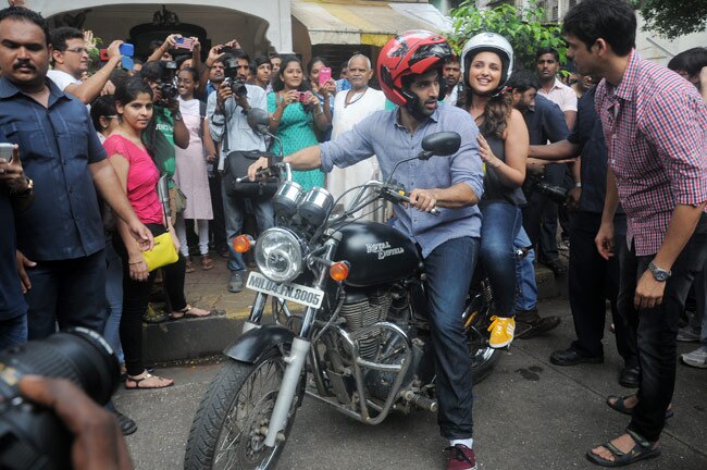 इडली खाने 'मद्रास कैफे' पहुंचे आदित्य और परिणीति