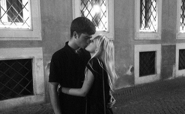 सोशल मीडिया पर हैं 18 साल की इस राजकुमारी के चर्चे