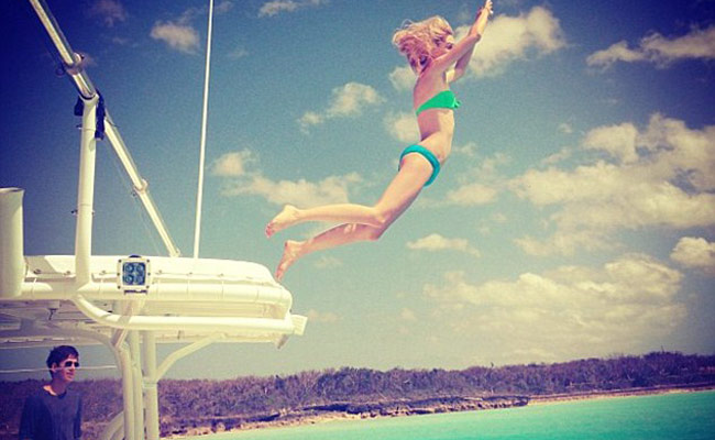 सोशल मीडिया पर हैं 18 साल की इस राजकुमारी के चर्चे