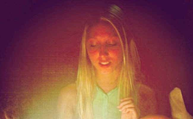 सोशल मीडिया पर हैं 18 साल की इस राजकुमारी के चर्चे