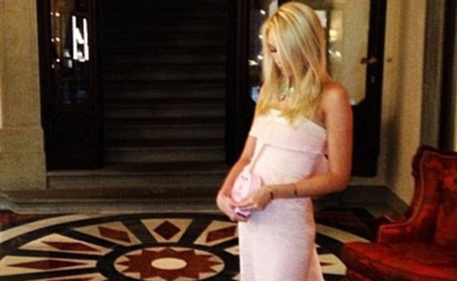 सोशल मीडिया पर हैं 18 साल की इस राजकुमारी के चर्चे