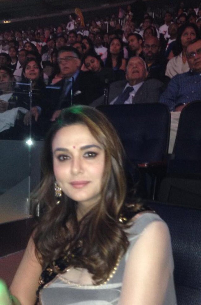 मोदीमय हुआ न्यूयॉर्क का मैडिसन स्क्वॉयर गार्डन