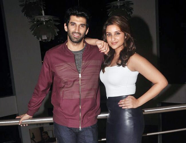 जब बारिश से बचने के लिए दौड़ पड़ीं परिणीति