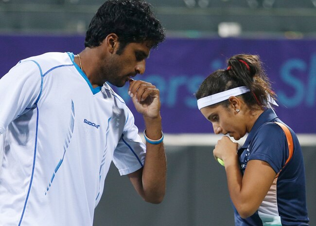 तिरंगा थाम सानिया-साकेत ने मनाया 'सुनहरा' जश्न