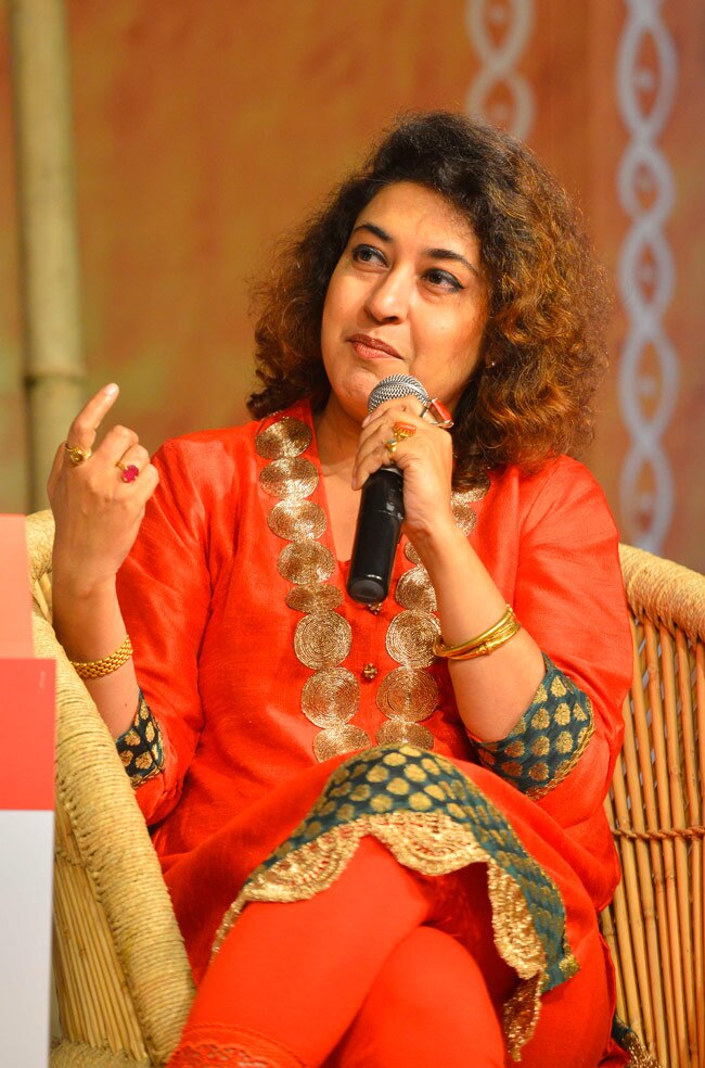 मोदी सरकार के 100 दिन पूरे, आज तक ने बैठाई पंचायत