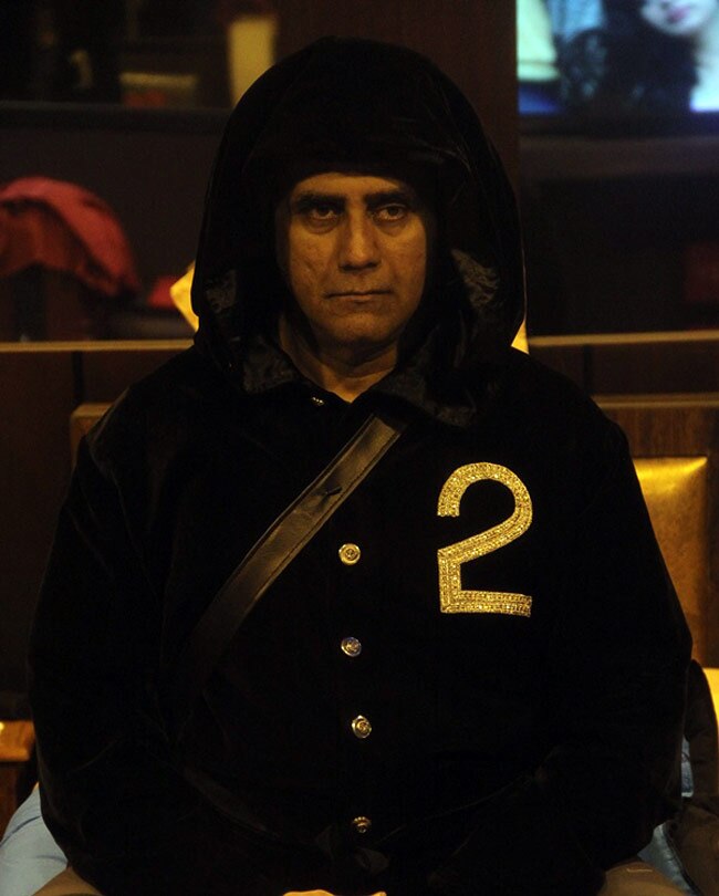 Bigg Boss 8: नॉमिनेशन का नाम, आग में डाल