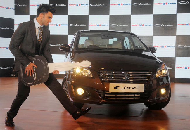 रणवीर सिंह ने लॉन्‍च की मारुति-सुजुकी की Ciaz