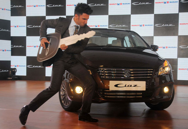 रणवीर सिंह ने लॉन्‍च की मारुति-सुजुकी की Ciaz