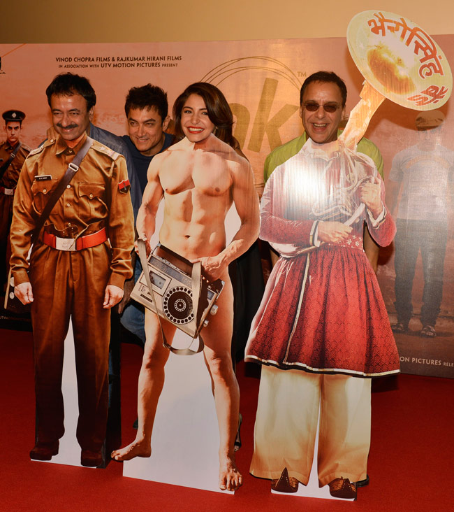 टीजर लॉन्च के दौरान कुछ यूं नजर आए PK