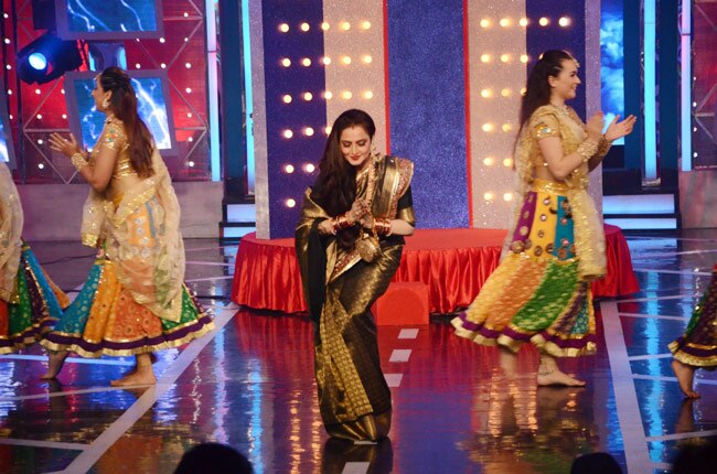 ...जब रेखा ने 'देवर' सलमान के साथ लगाए ठुमके