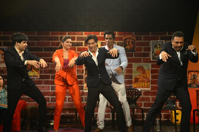 'हैप्‍पी न्‍यू ईयर' की टीम ने इंडिया टुडे ग्रुप के साथ मनाई दिवाली