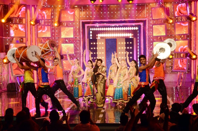 ...जब रेखा ने 'देवर' सलमान के साथ लगाए ठुमके