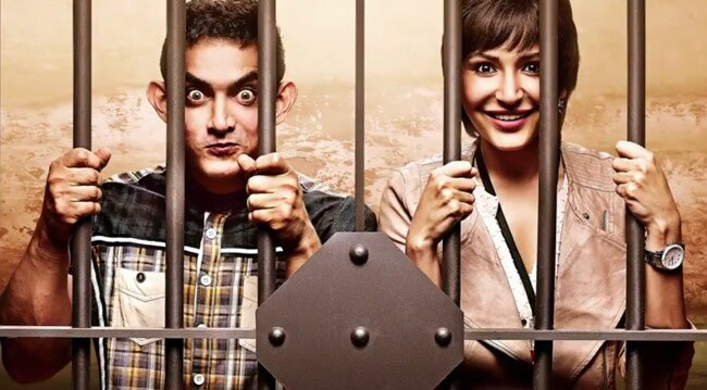 टुकुर टुकुर देखें फिल्‍म 'पीके' के ये पोस्‍टर्स