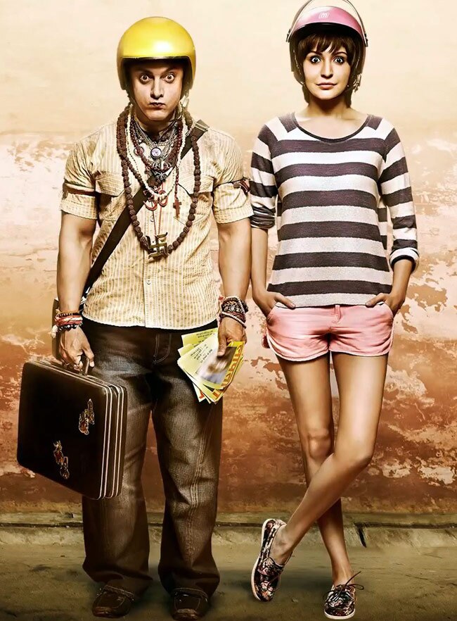 टुकुर टुकुर देखें फिल्‍म 'पीके' के ये पोस्‍टर्स