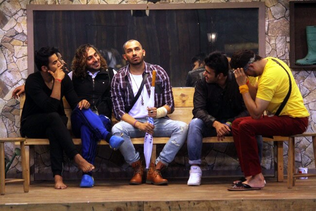 Bigg Boss 8: आखिर क्‍यों आया प्रणीत को गुस्‍सा