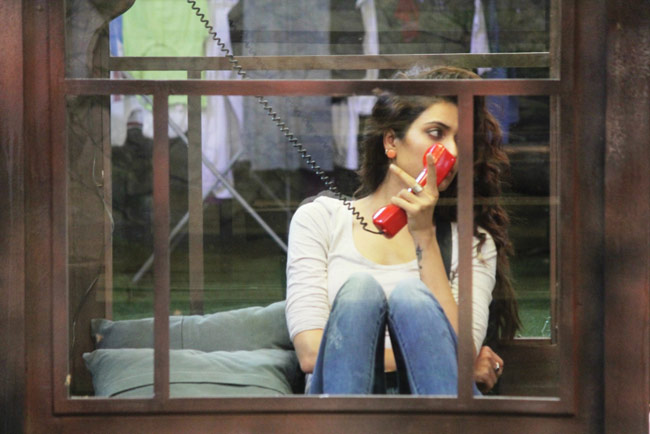 सोनाली को छूने पर 'बिग बॉस' के घर बवाल