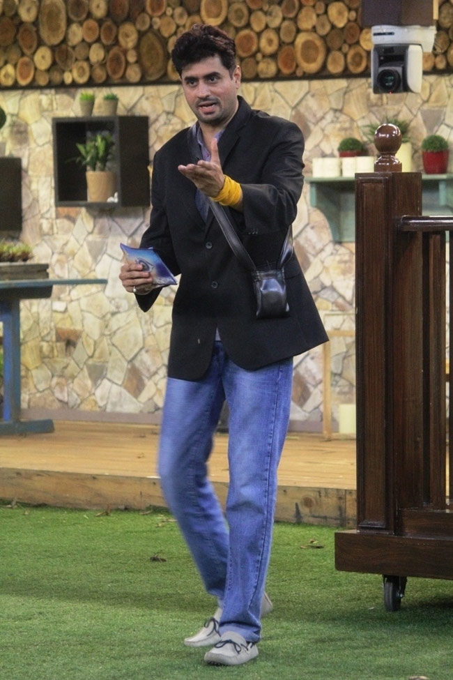 Bigg Boss 8: आज 'बिग बॉस' की अदालत में लगेंग आरोप