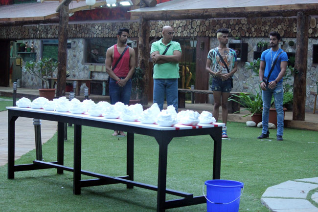 Bigg Boss 8: नॉमिनेशन में नजर आया सोनाली का आक्रामक अंदाज