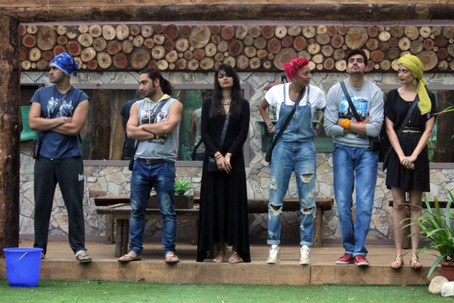 Bigg Boss 8: नॉमिनेशन में नजर आया सोनाली का आक्रामक अंदाज