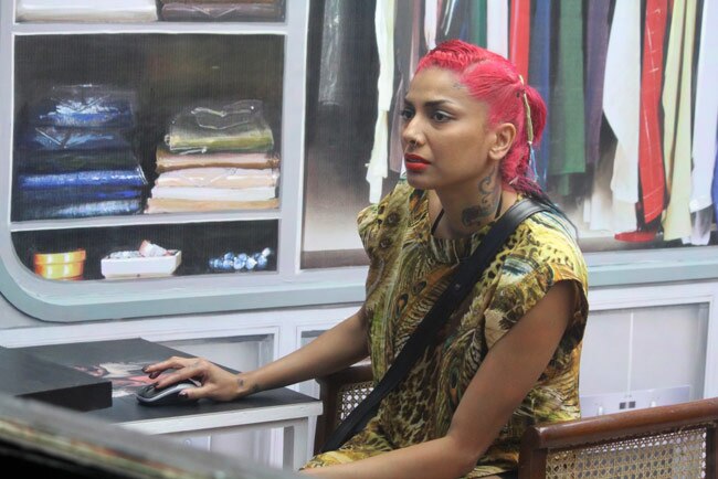 Bigg Boss 8: घर में हुई ऑनलाइन दिवाली शॉपिंग