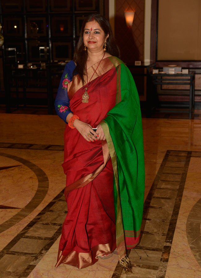 शाहिद, श्रद्धा, तब्‍बू, इरफान ने लॉन्‍च किया विशाल भारद्वाज की किताब