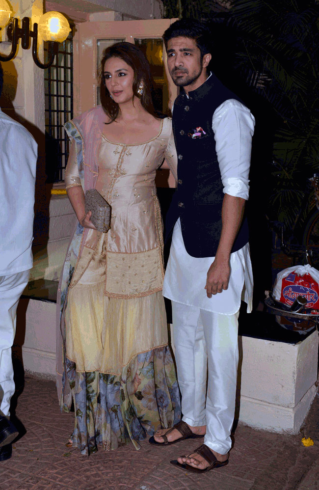 देखिए बॉलीवुड सितारों का दिवाली सेलिब्रेशन