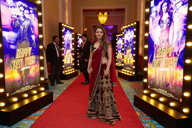 दुबई में 'हैप्‍पी न्‍यू ईयर' का ग्रैंड वर्ल्‍ड प्रीमियर