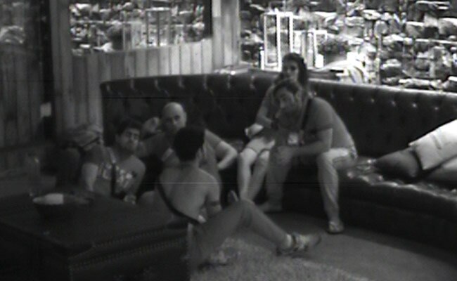 'बिग बॉस' में गौतम बने सुपरविलेन, दोस्तों से की दुश्मनी