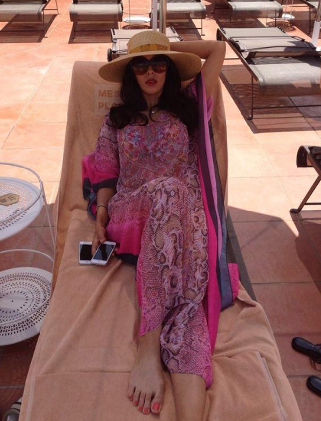 मलिका-ए-हुस्‍न मल्लिका शेरावत की तस्‍वीरें