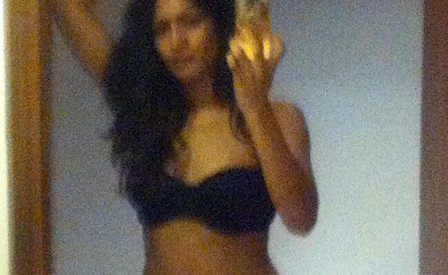 देखें फिल्म 'रोर' की एक्‍ट्रेस हिमार्षा वेंकटसामी की बोल्‍ड तस्‍वीरें