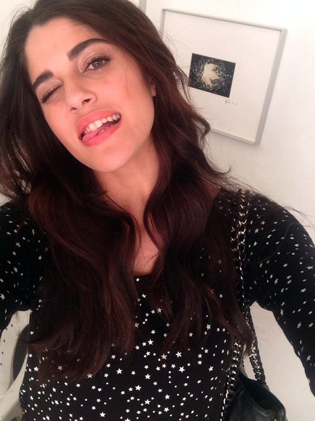 विराट कोहली की EX को डेट कर रहे सिद्धार्थ!