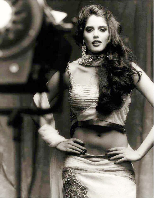 विराट कोहली की EX को डेट कर रहे सिद्धार्थ!