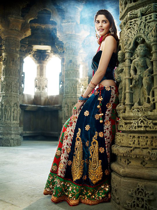 विराट कोहली की EX को डेट कर रहे सिद्धार्थ!