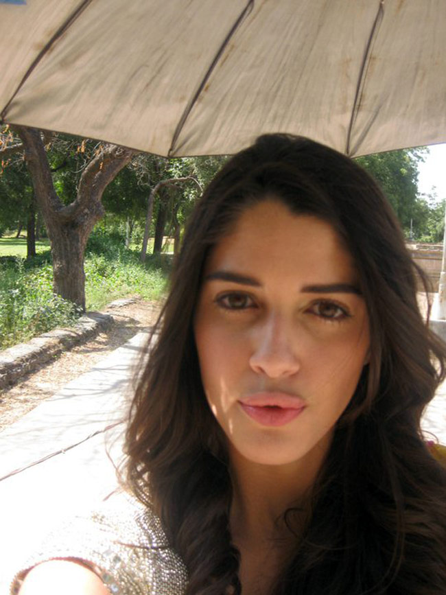 विराट कोहली की EX को डेट कर रहे सिद्धार्थ!