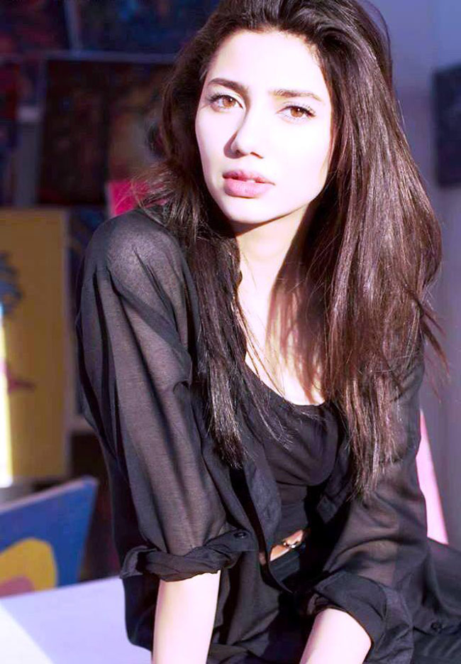 माहिरा खान के बारे में 12 खास बातें जो आप नहीं जानते