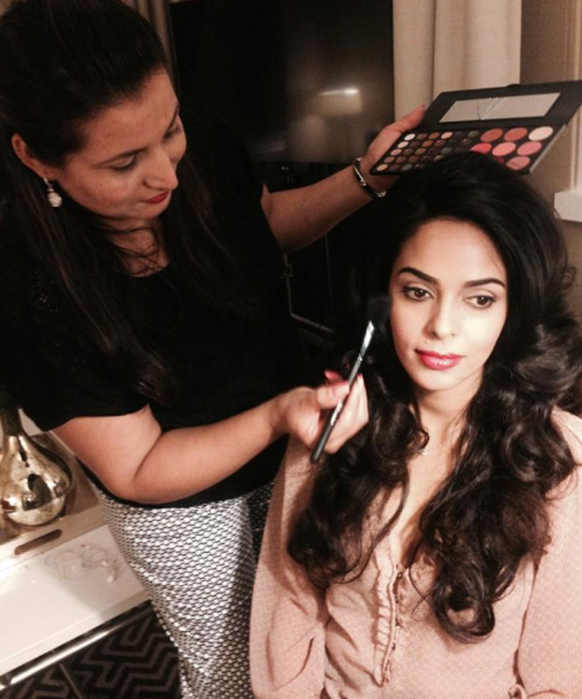 मलिका-ए-हुस्‍न मल्लिका शेरावत की तस्‍वीरें