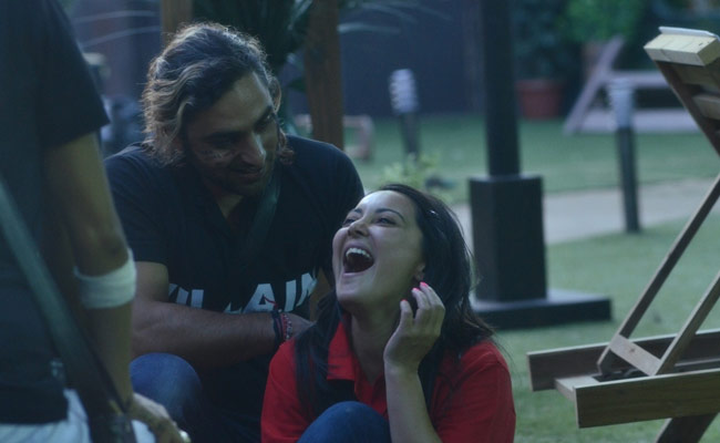 'बिग बॉस' में गौतम बने सुपरविलेन, दोस्तों से की दुश्मनी